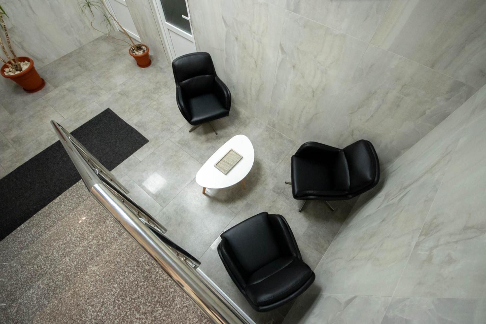 Astar Apartments - Executive Rădăuţi 外观 照片